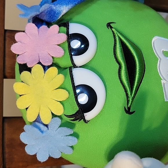 M&M Rare Green 13" tall Hippie ~ Flower Child - Picture 2 of 6